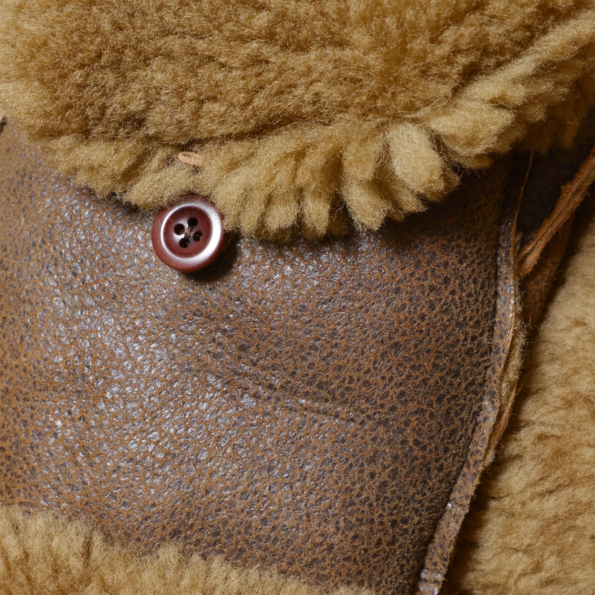 DABINETT MITTENS