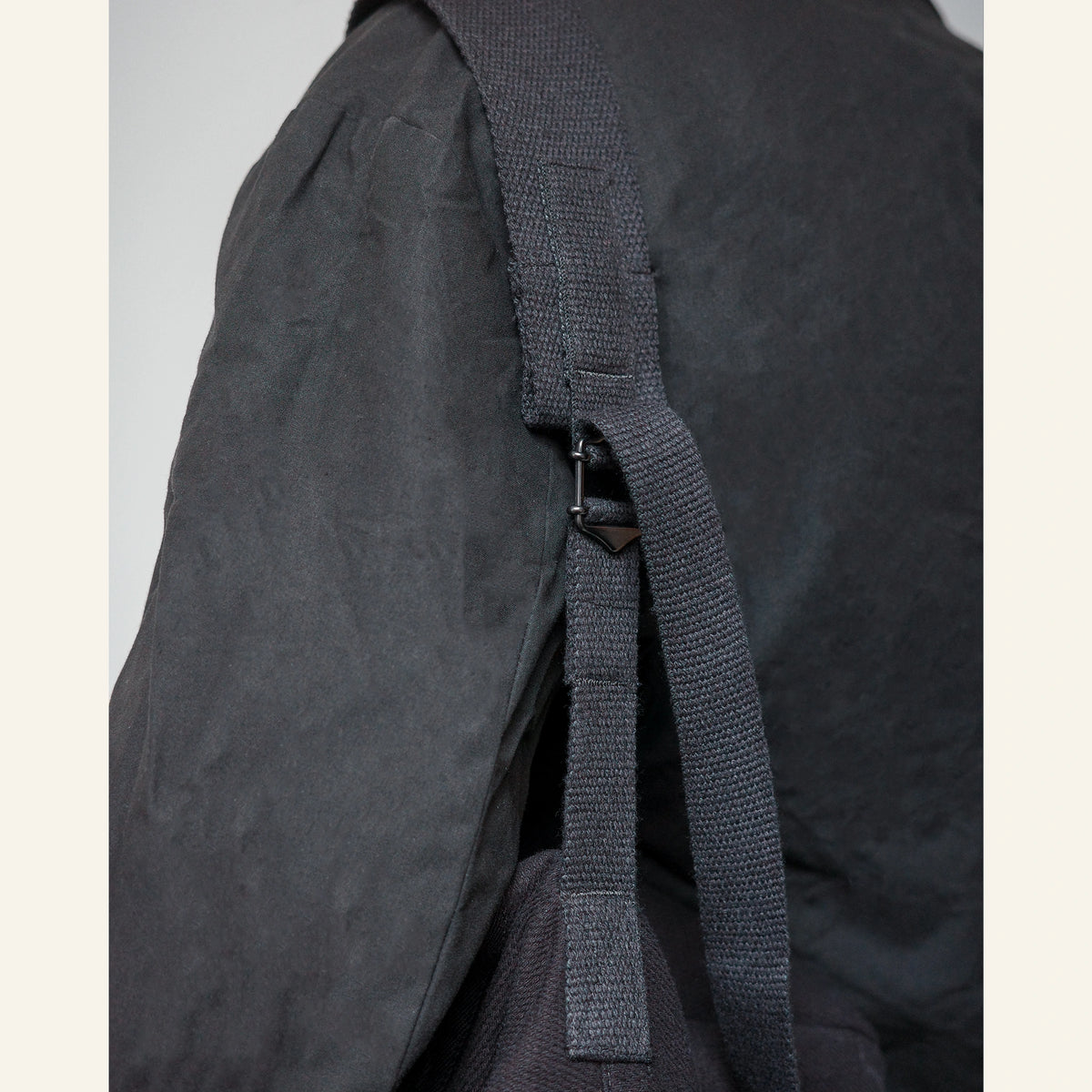 POSTAL SLING
